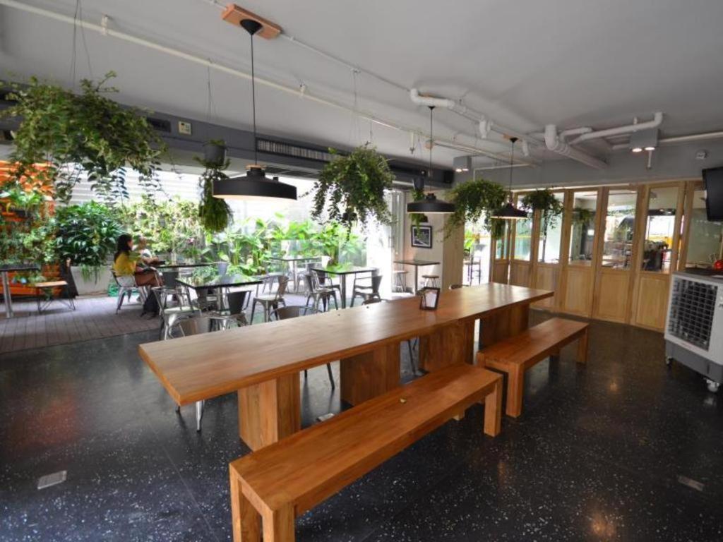 The Heritage Silom Hotel Bangkok Bagian luar foto