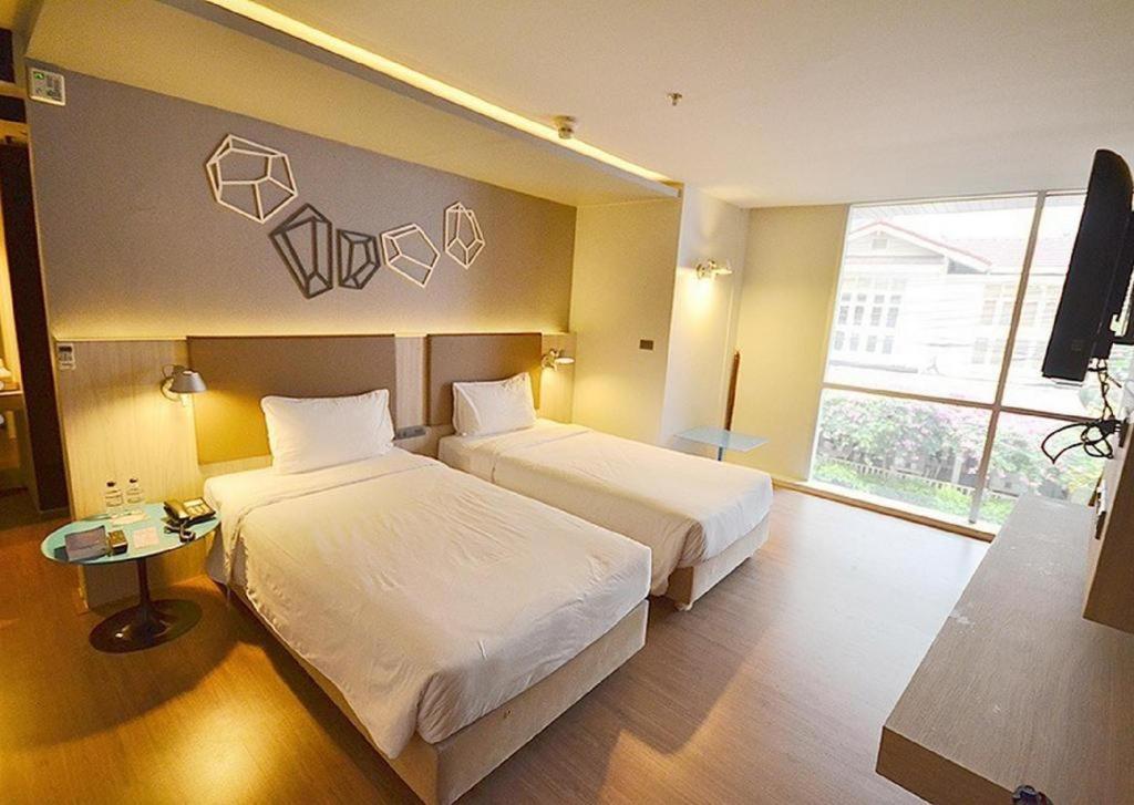 The Heritage Silom Hotel Bangkok Bagian luar foto