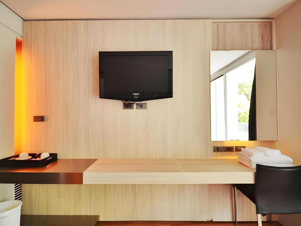 The Heritage Silom Hotel Bangkok Bagian luar foto