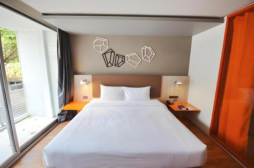 The Heritage Silom Hotel Bangkok Bagian luar foto