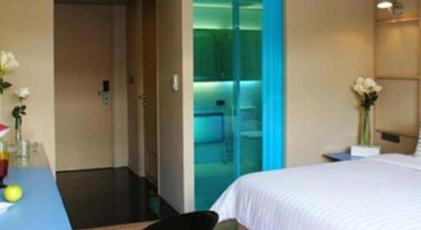 The Heritage Silom Hotel Bangkok Bagian luar foto